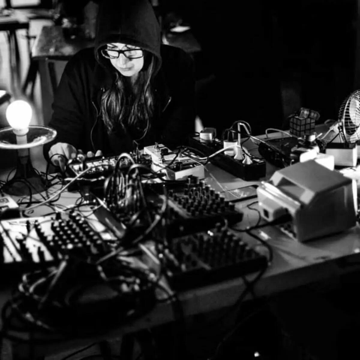 La musica elettronica raccontata da Johann Merrich in un libro e con dj set - 