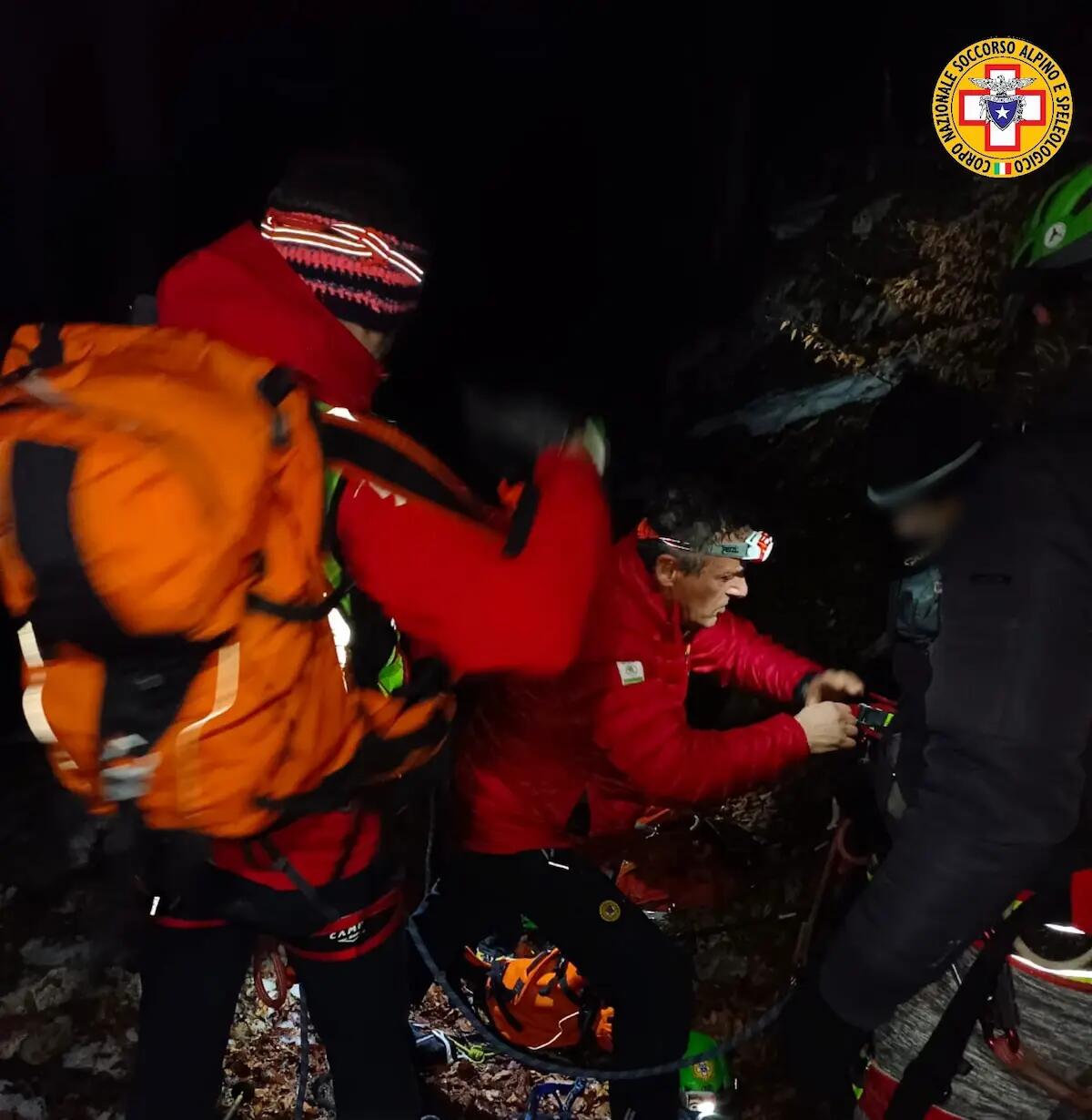 Recuperati tre ragazzi sotto Casera Cimonega - 