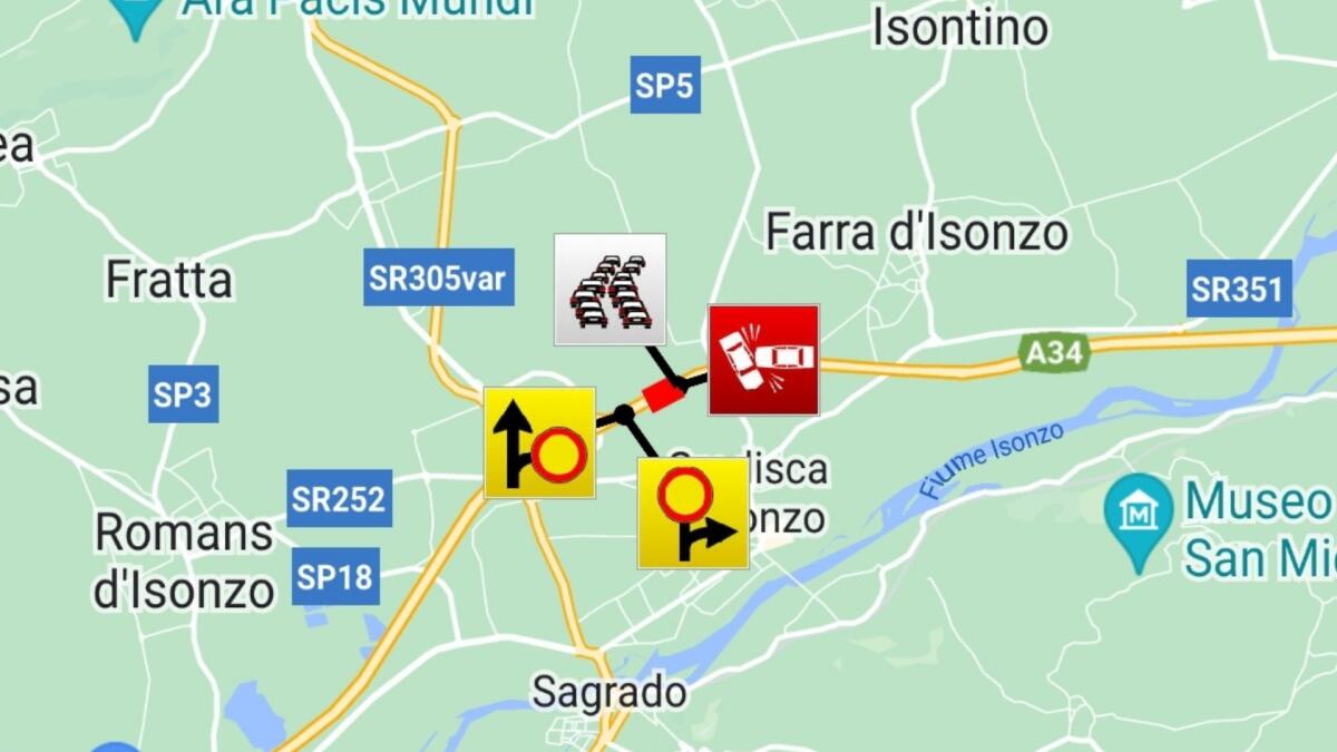 Investito da un veicolo in A34 tra Gradisca d'Isonzo e Gorizia: morto sul colpo - 