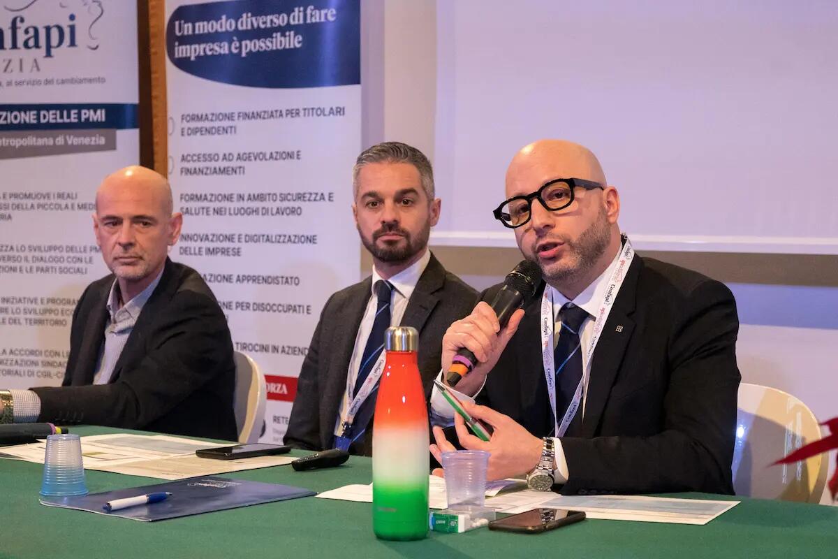Confapi Venezia - Lavoro: 50mila assunzioni previste a gennaio dalle imprese venete - 