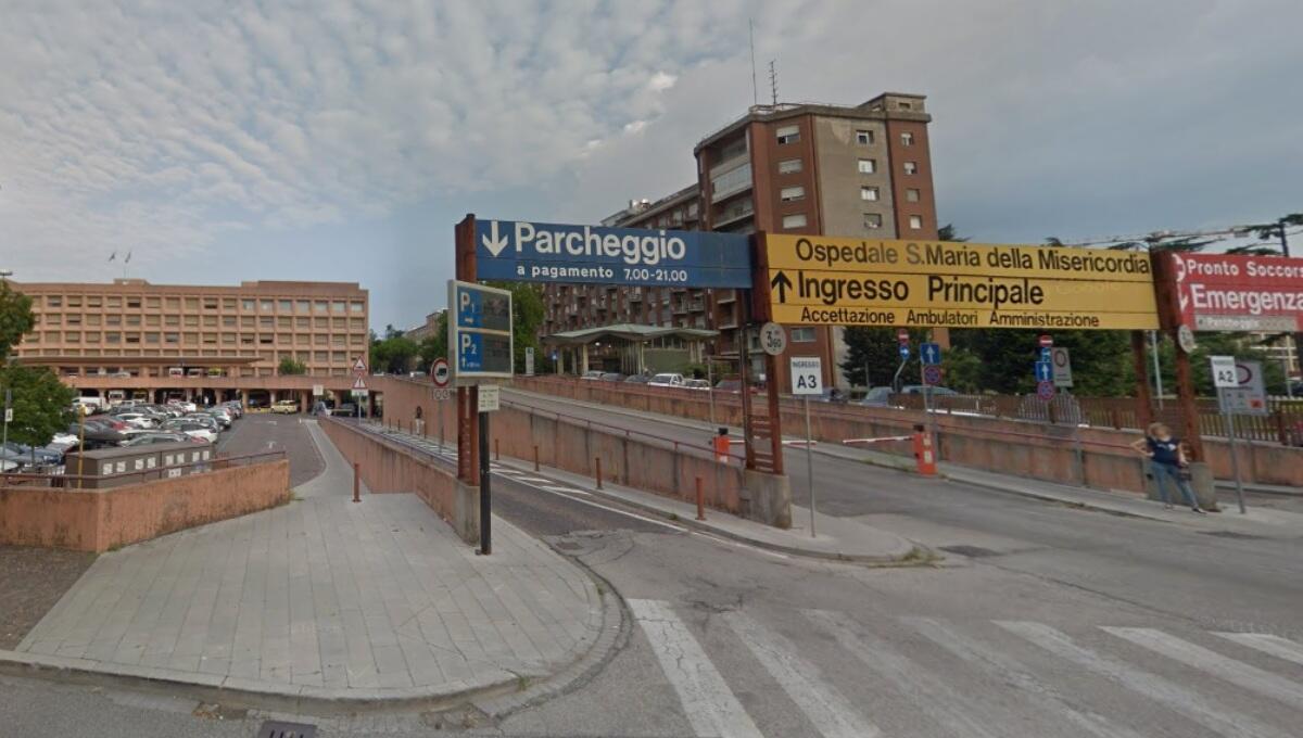 Udine, parto imminente: il piccolo nasce in auto nel parcheggio dell'ospedale - 
