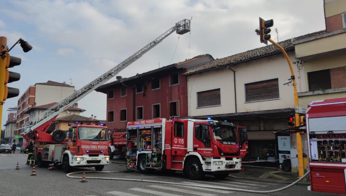 Due indagati per l'incendio a Pasian di Prato - 