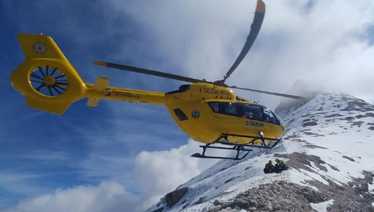 Cortina, recuperati due escursionisti sfiniti verso il Rifugio Vandelli - 