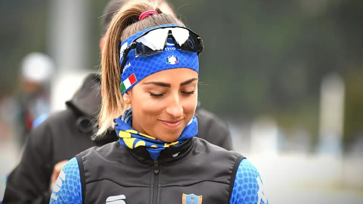 Lisa Vittozzi trionfa nella 15 chilometri individuale alla Coppa del Mondo femminile di biathlon - 