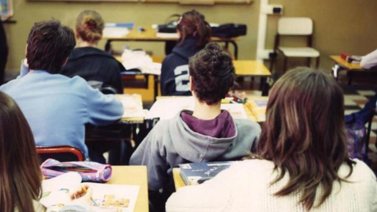 Professore aggredisce un alunno di prima media: studenti sotto choc. Il sindaco: «Bisogna sospenderlo» - 