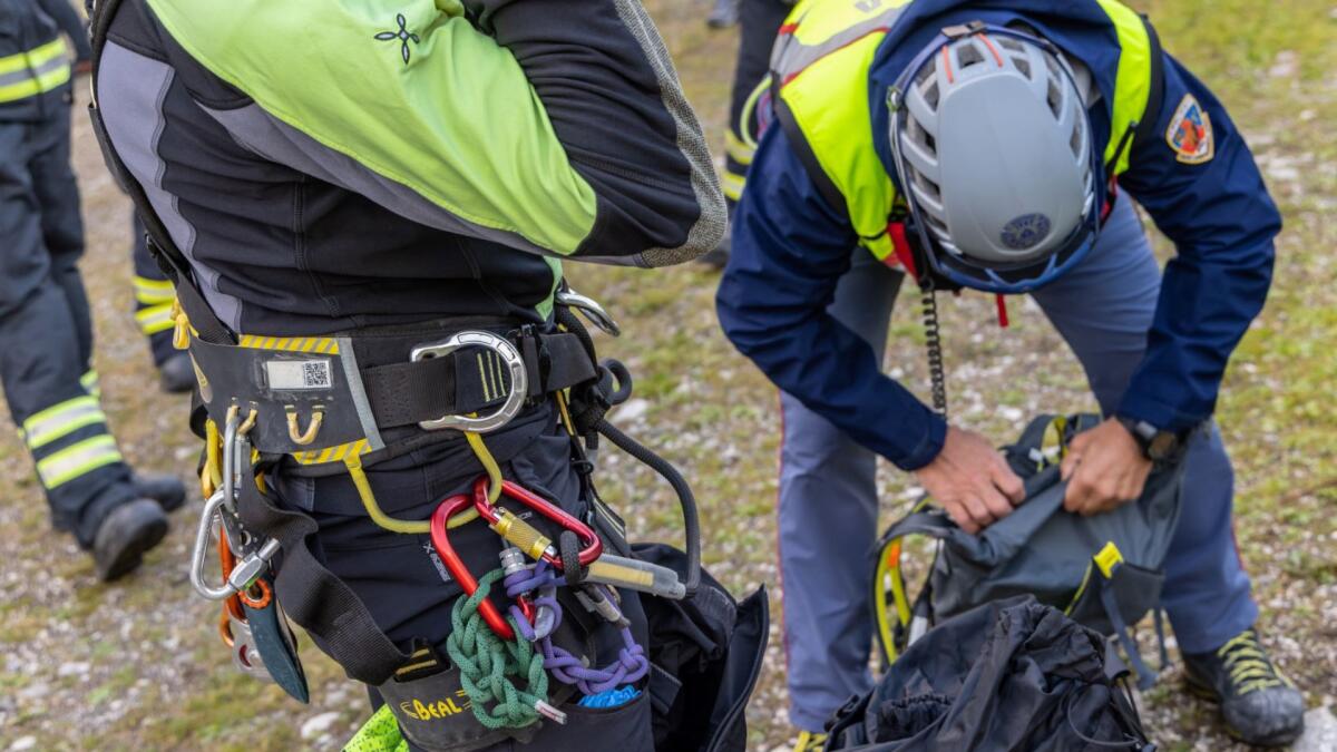 Bloccato in discesa a quota 700 metri ad Amaro: soccorso escursionista 32enne - 