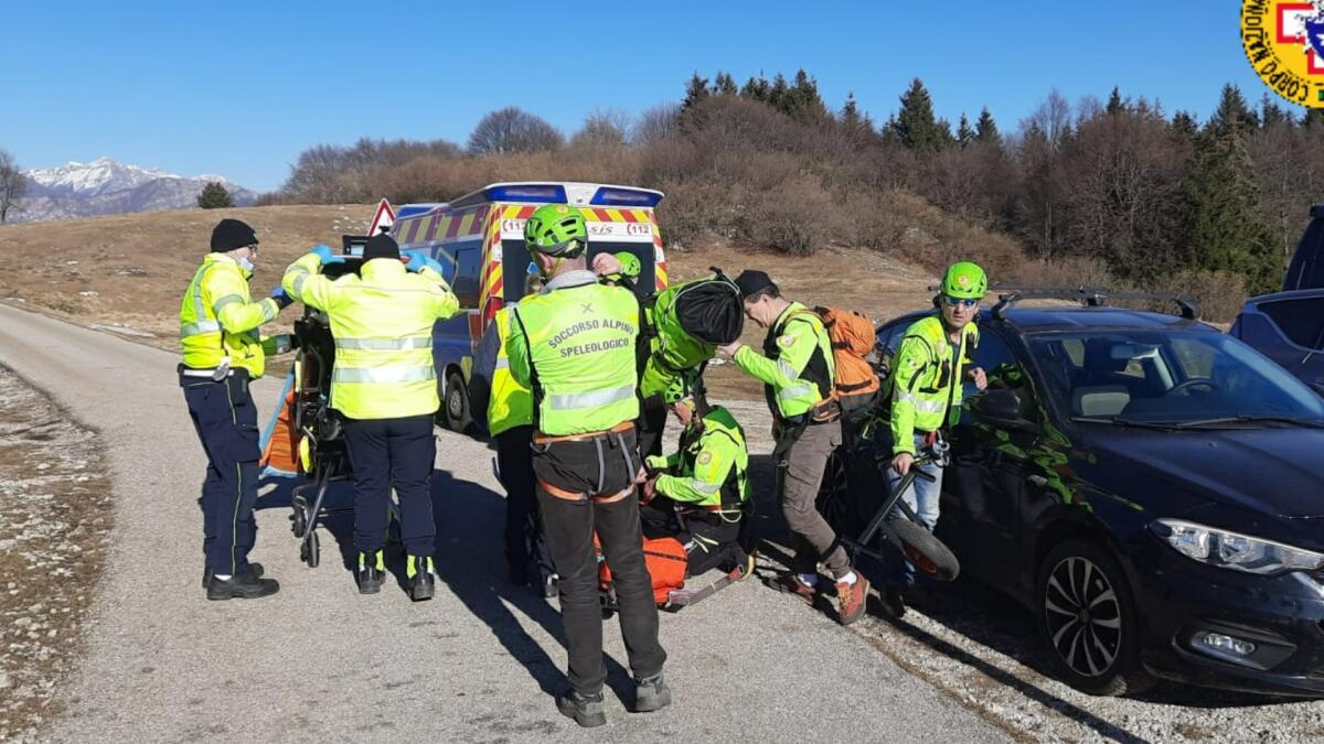 Malore sul sentiero a Meduno: soccorso un uomo - 