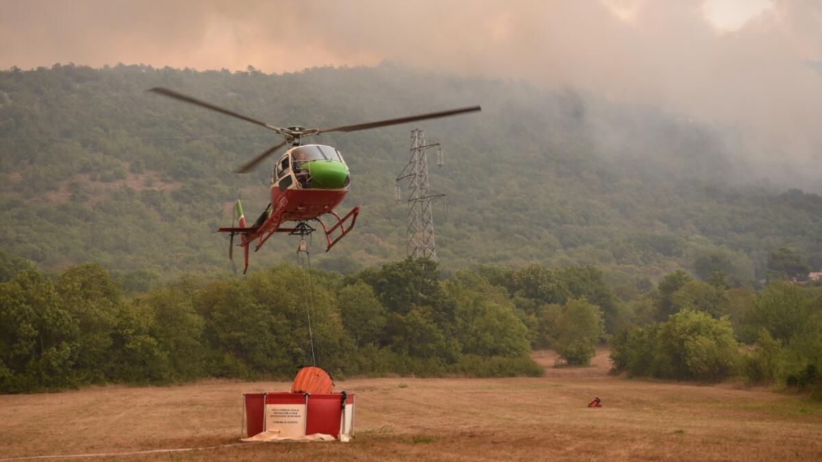Incendio boschivo nel comune di Andreis: intervento in atto - 