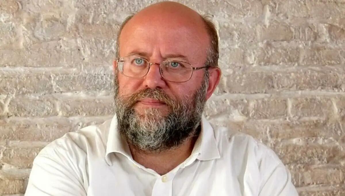 Libri, Pordenone: "Da vicino", l'editoria del Fvg si racconta. Domani Angelo Floramo presenta "vino e libertà" - 