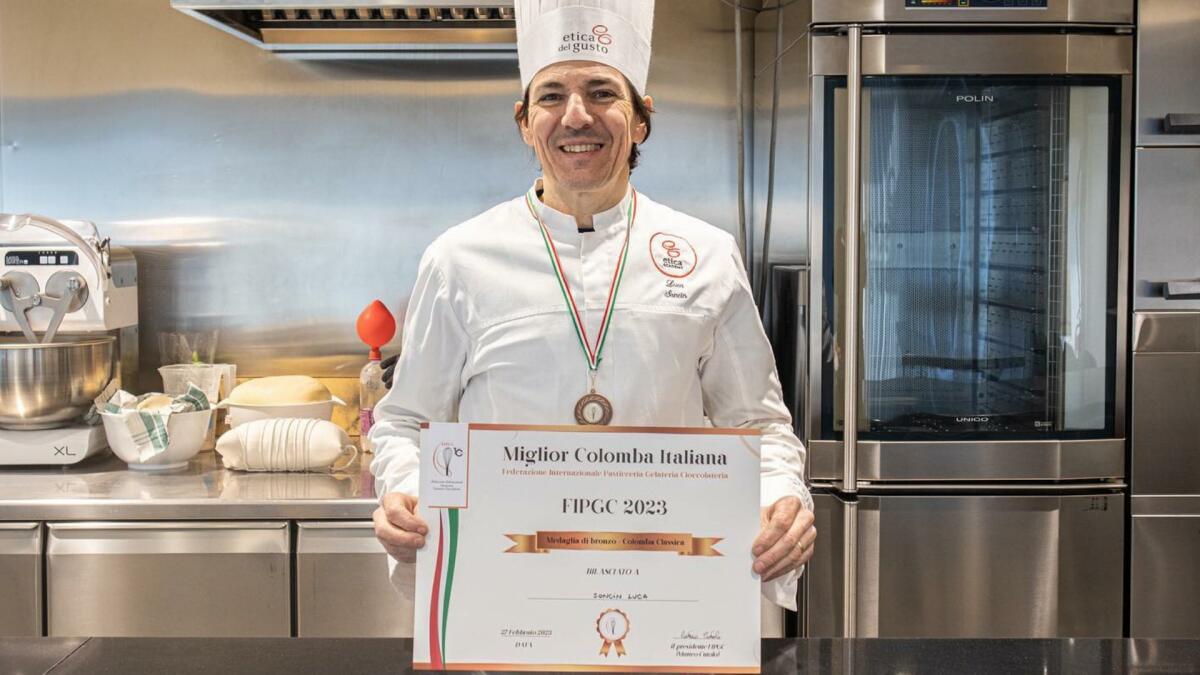 A Osoppo la medaglia di bronzo per la miglior colomba - 