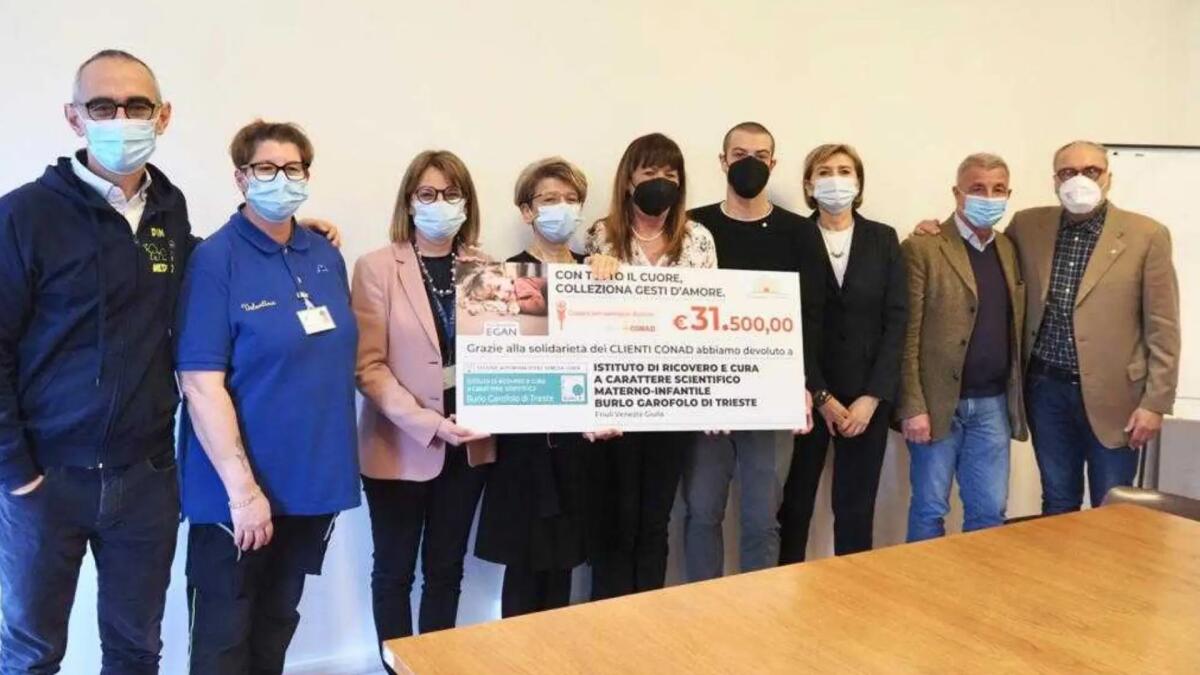 Un ecografo per le Cure Palliative pediatriche grazie a una donazione di commercianti - 