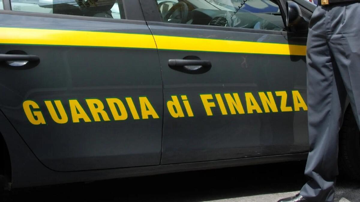 Logistica e consegne a domicilio, evasione fiscale: sequestri per 2 milioni di euro. Denunciati 20 imprenditori - 