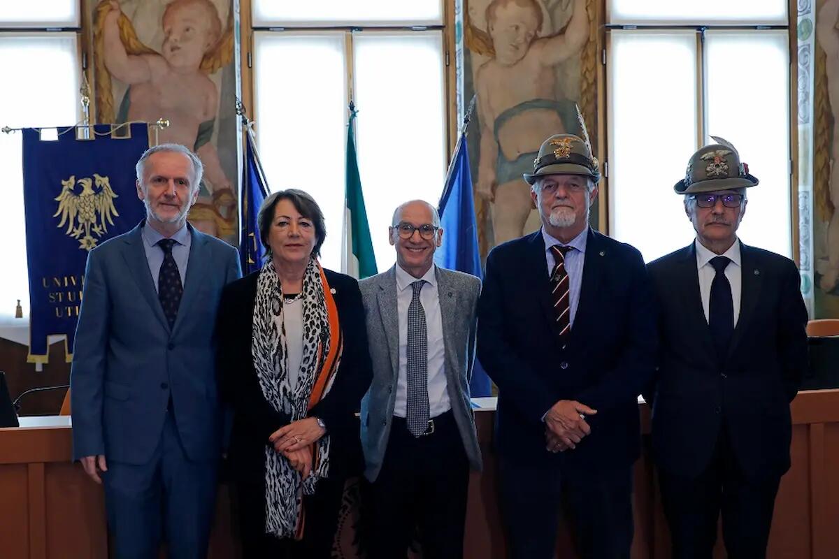 Adunata degli alpini: l’impatto economico, sociale e di sostenibilità, al via lo studio dell’ateneo di Udine -