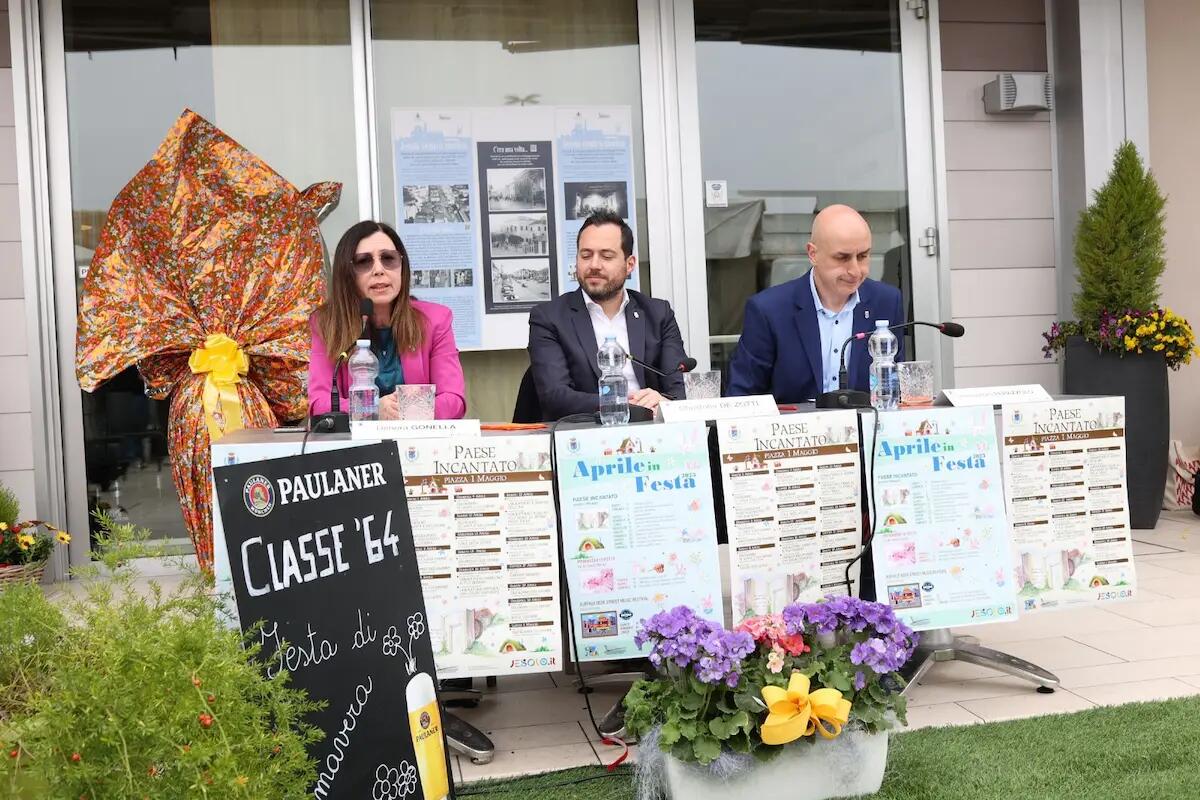 Aprile in Festa, gli gnomi trasformano Jesolo nel "Paese Incantato" - 