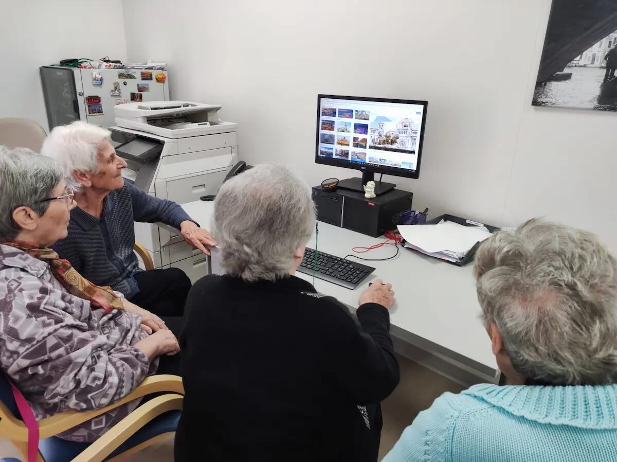 Corso di informatica alla RSA di Marcon - 