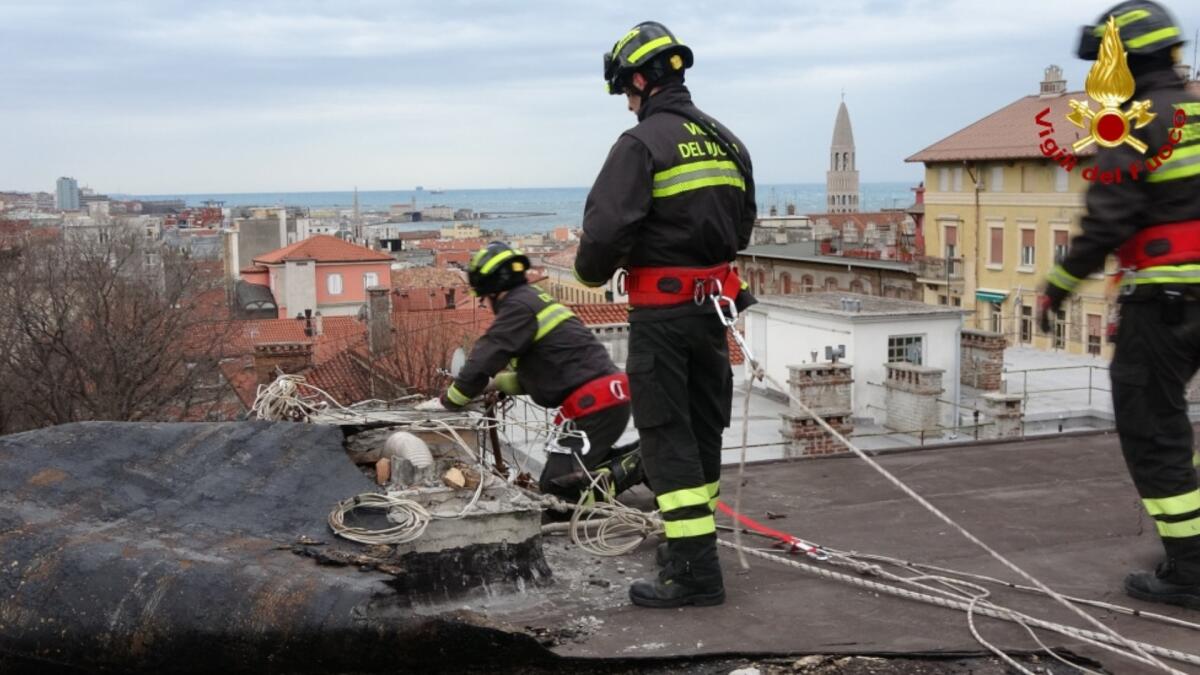 Forte vento, 500 interventi di soccorso in Friuli Venezia Giulia - 