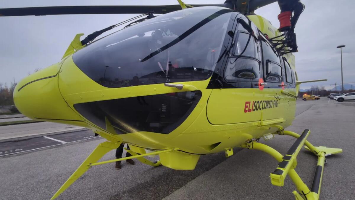 Dritto contro un muro con l'auto a Gleris di San Vito al Tagliamento: ferito il conducente - 