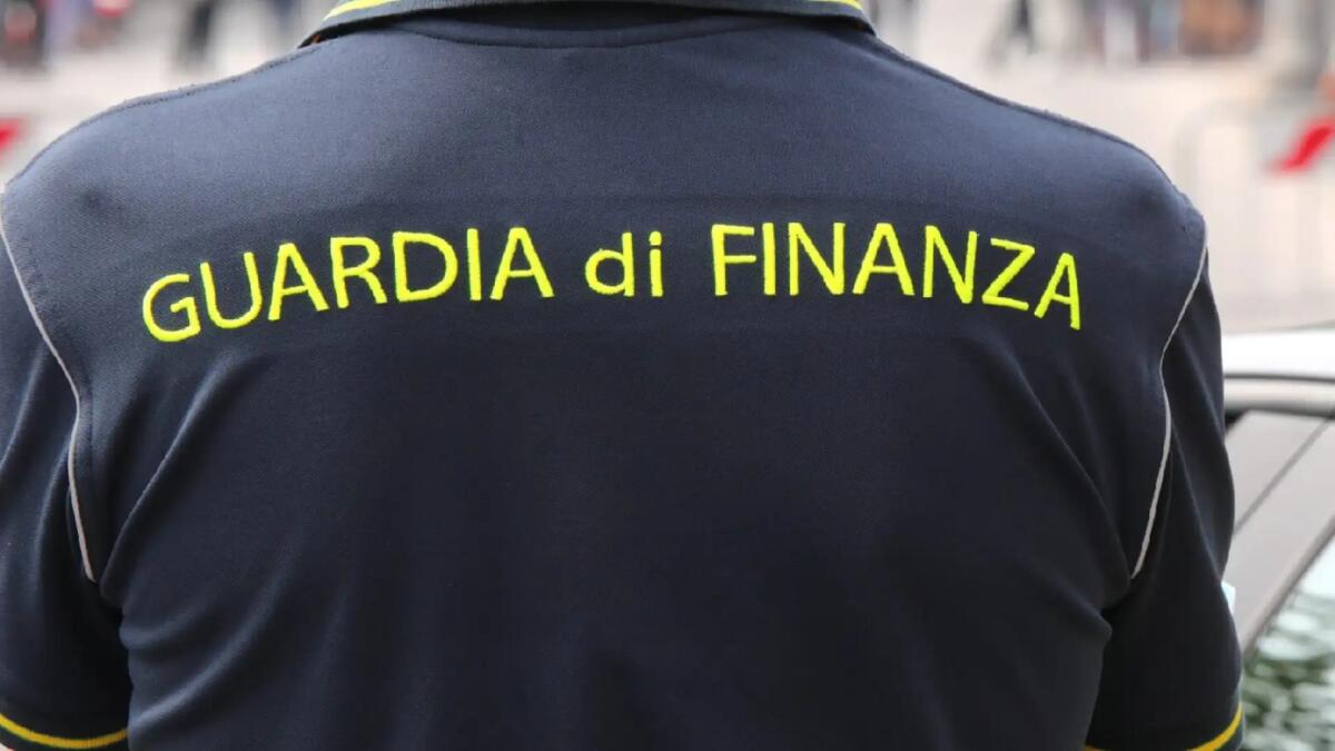 Scoperti a Trieste 68 lavoratori in “nero” di cui 40 “finti” riders - 