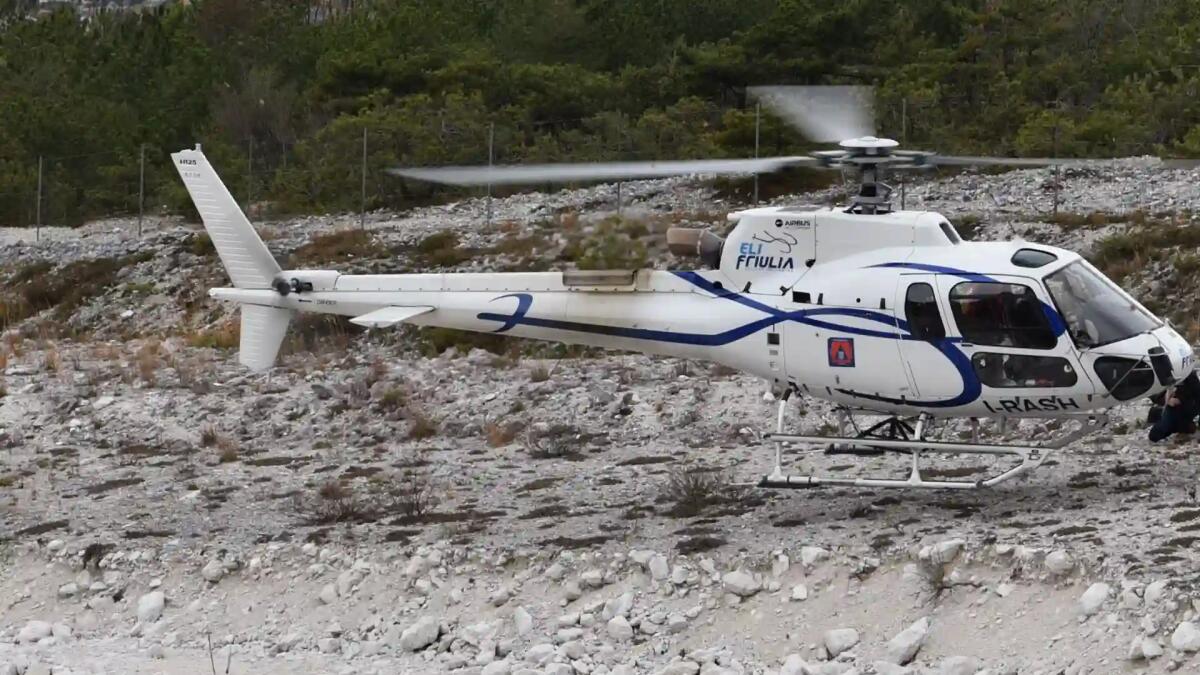 Barcis, incendio boschivo: decollato l'elicottero della Protezione civile - 