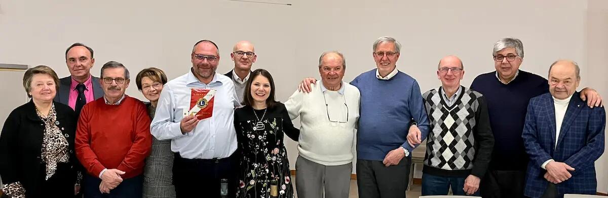 Dal Lions Club Sesto al Reghena donazione per i progetti de Laluna - 