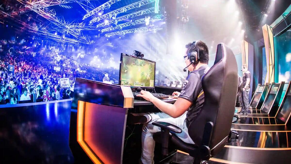 Il futuro degli eSports tra guadagni milionari e controversie - 