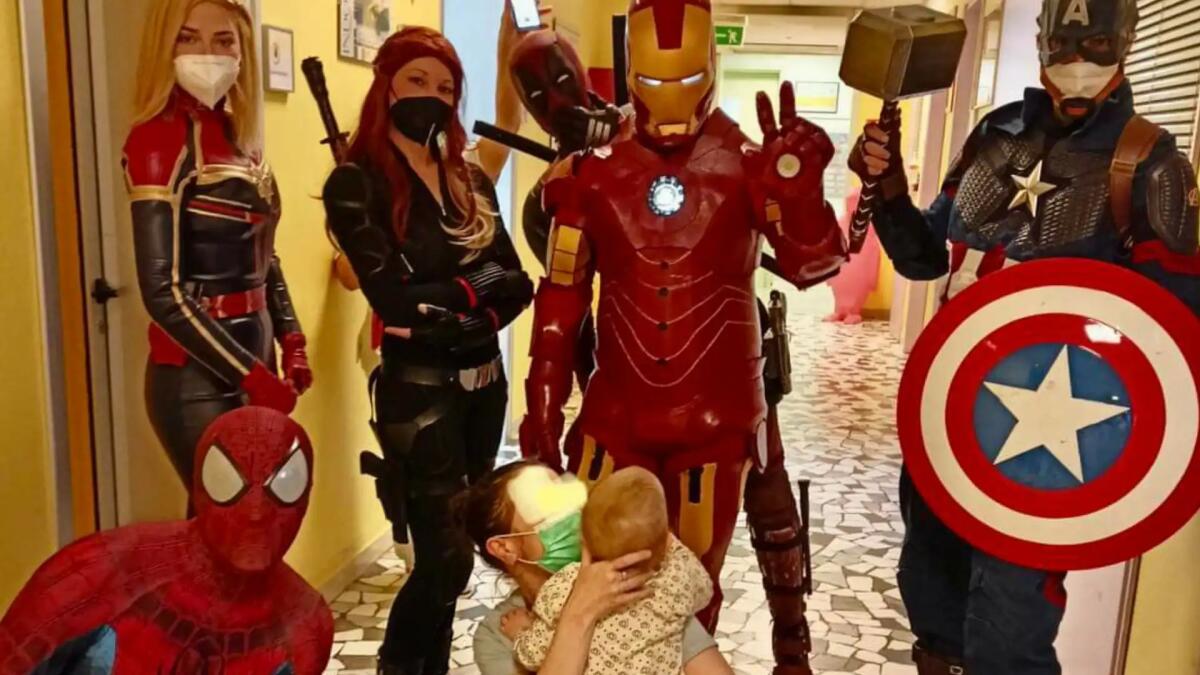 Supereroi in ospedale a San Donà regalano sorrisi ai piccoli pazienti - 