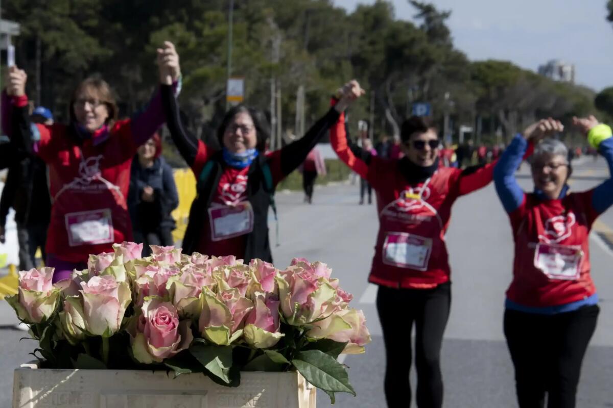 Lignano. Ai nastri di partenza la "Corsa delle Rose", gara solidale dedicata alle donne e alla prevenzione -