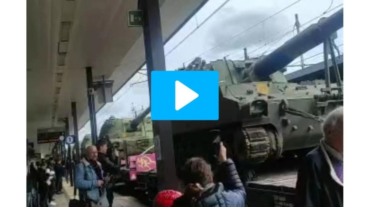 Mezzi militari dalla stazione di Udine, destinazione Ucraina. Non è una Fake News - VIDEO -