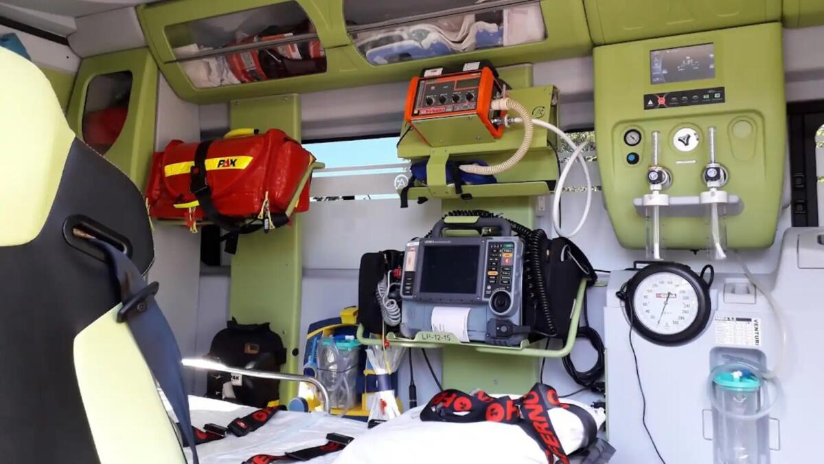 Infortunio sul lavoro, 50enne colpito al torace da un peso di 50 kg - 