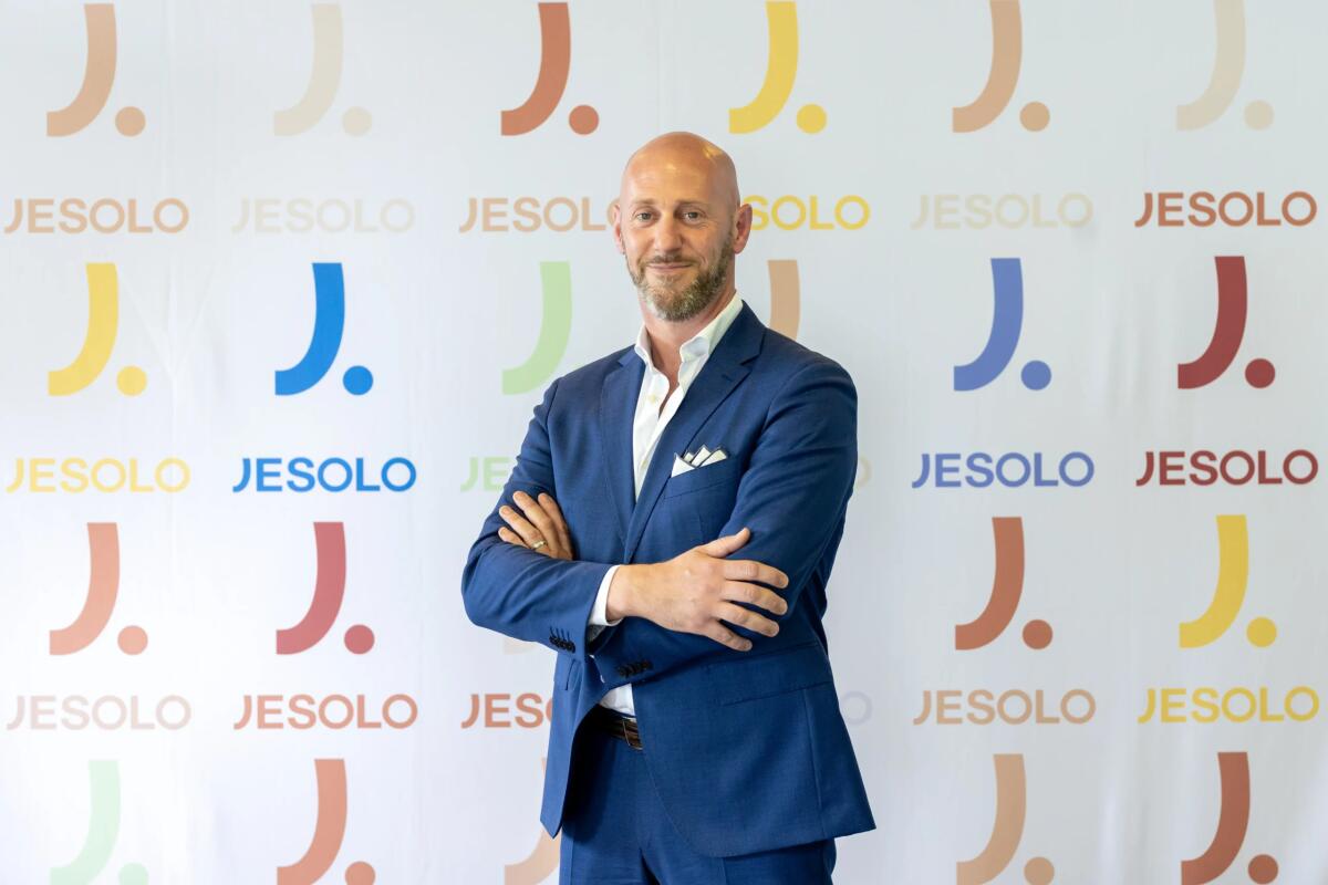 Jesolo, David Ducharme è il nuovo direttore artistico delle Sculture di sabbia - 