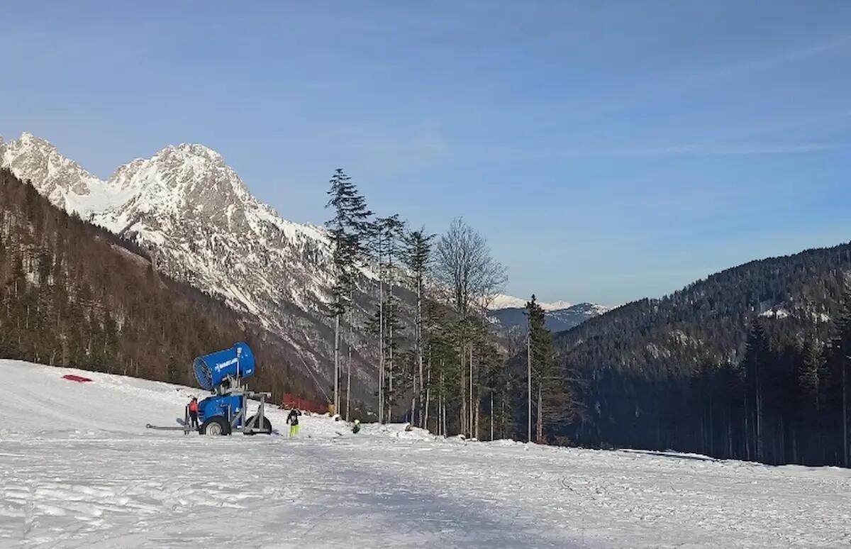 Crisi climatica, terre alte e fine della stagione dello sci di massa, a Udine la presentazione del libro - 