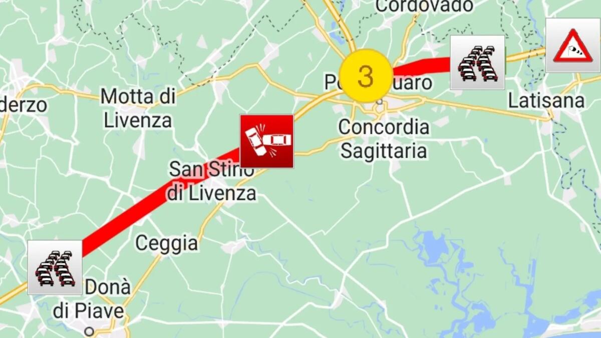 Scontro tra mezzi pesanti con perdita del carico in A4 tra Portogruaro e San Stino: tratto chiuso - 