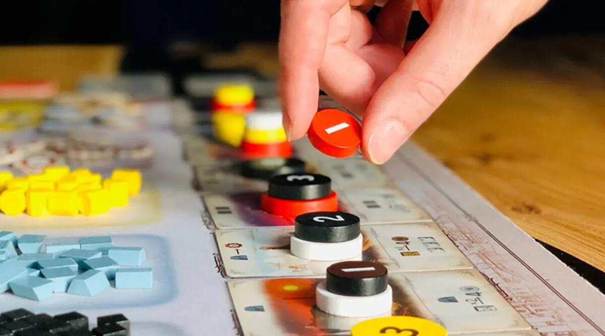 Cosa fanno gli italiani nel tempo libero: 5 giochi tra i più trendy - 