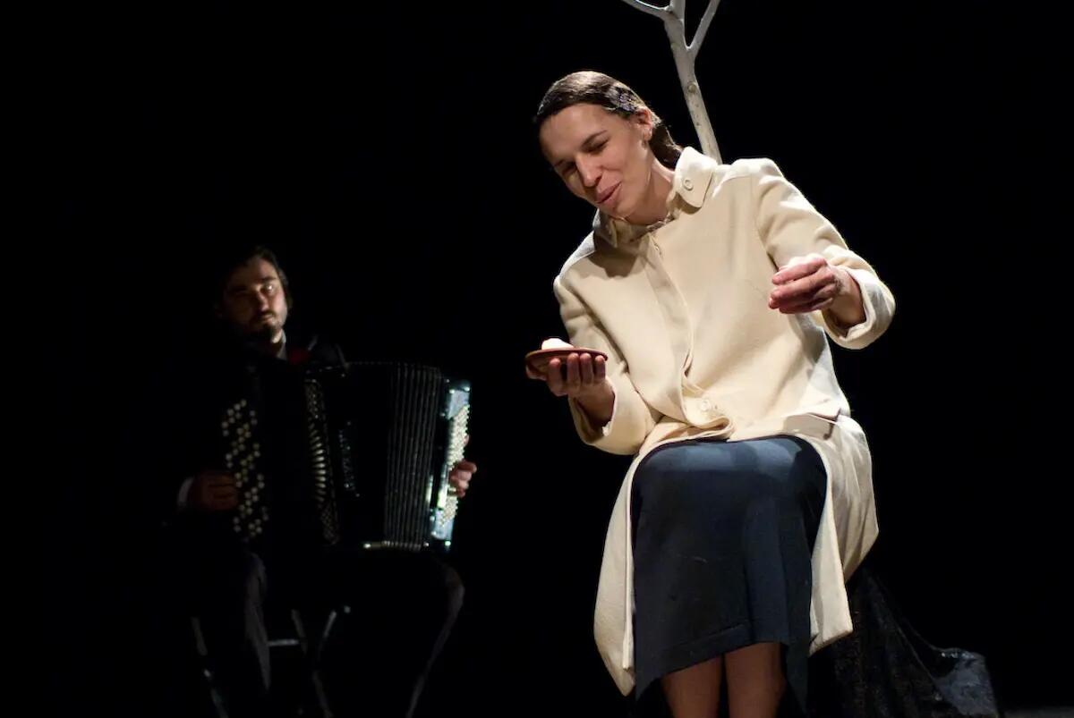 Sospiro d’anima, l’intenso spettacolo di Aida Talliente chiude “DIMMI” - 