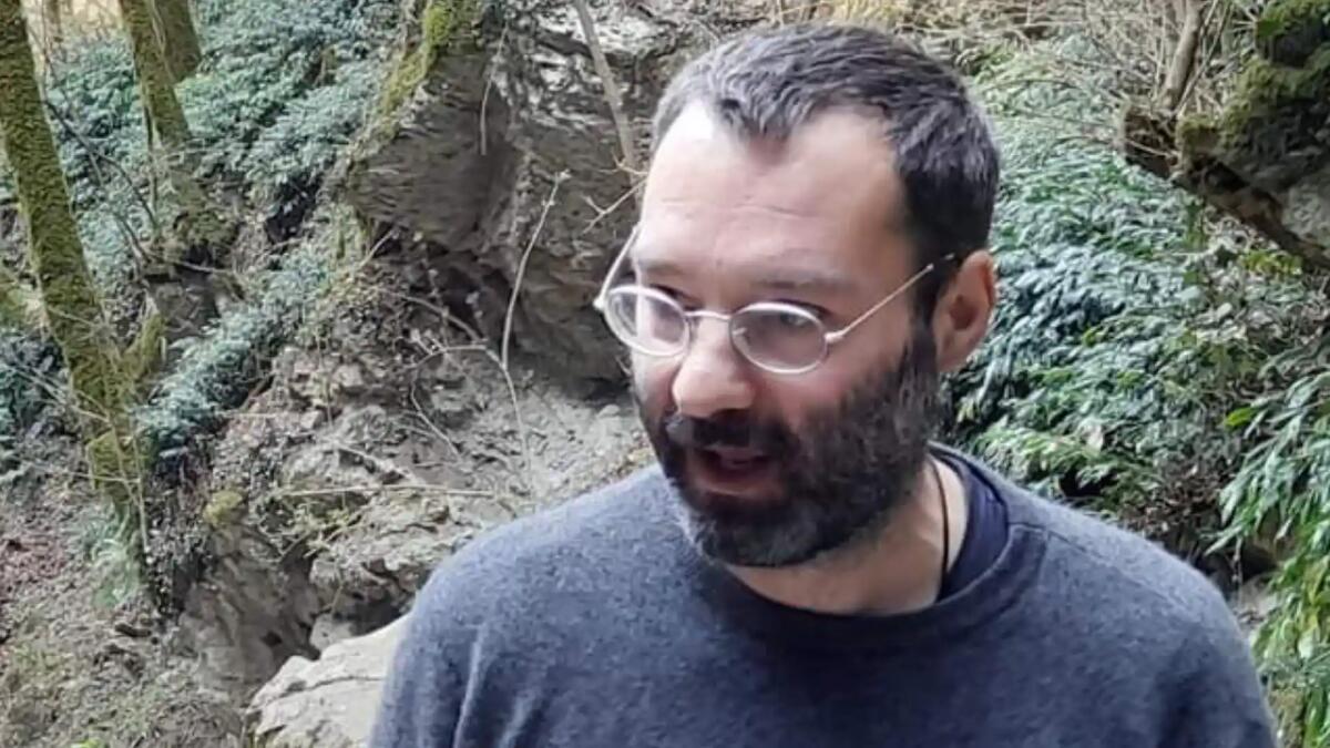 Dennis Michelutti, trovato morto in casa: addio al 46enne esperto di botanica - 
