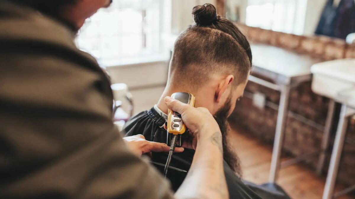 Monfalcone, 4 acconciatori bengalesi non in regola con l’esercizio della professione: sanzionati - 