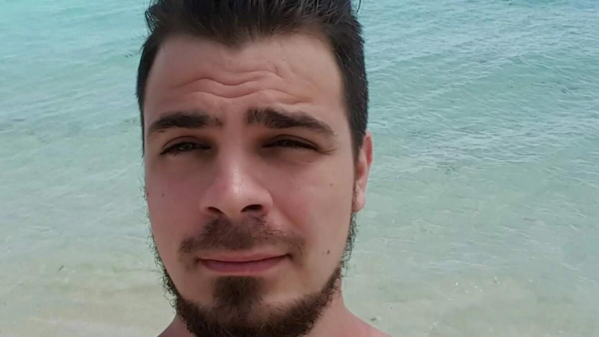 Tragedia al lavoro, il 30enne Nicholas Nanut morto schiacciato da un macchinario - 