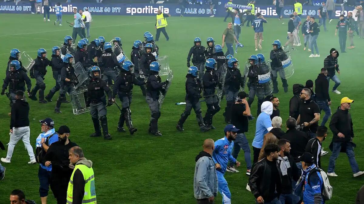 Botte e cinghiate allo stadio dopo Udinese Napoli: arrestate 5 persone - 