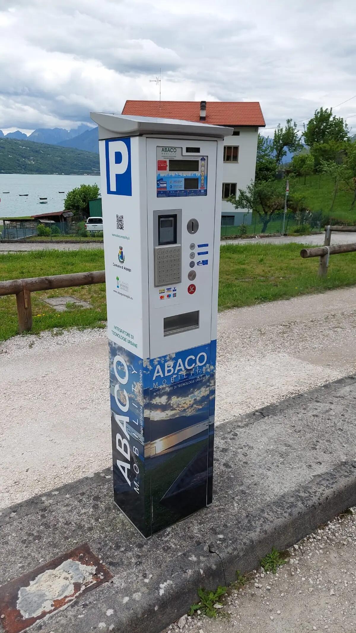 Montebelluna (TV), i parcometri di Abaco anche sul lago di Santa Croce - 