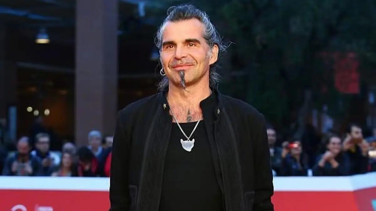 «Shock acustico forte dalle cuffie», Piero Pelù costretto ad annullare il tour 2023 - 