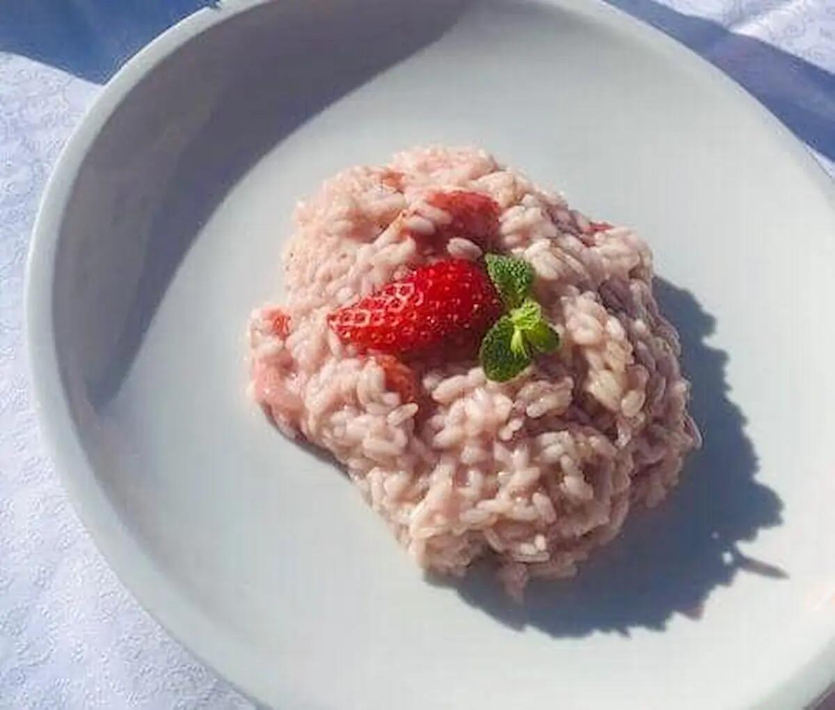 Saporibus fa tappa ad Attimis con la sagra fragole e lamponi -