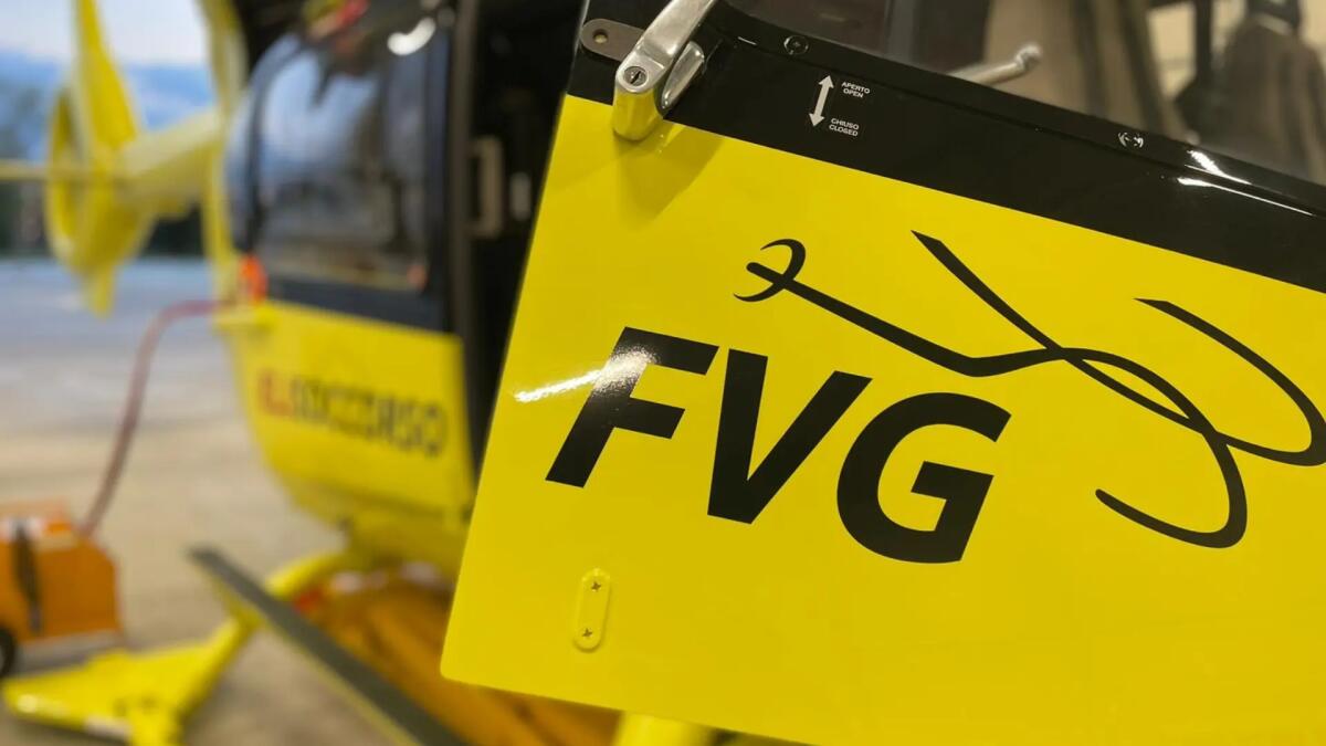 Buttrio, perde il controllo dell'auto e si ribalta: 5 feriti - 