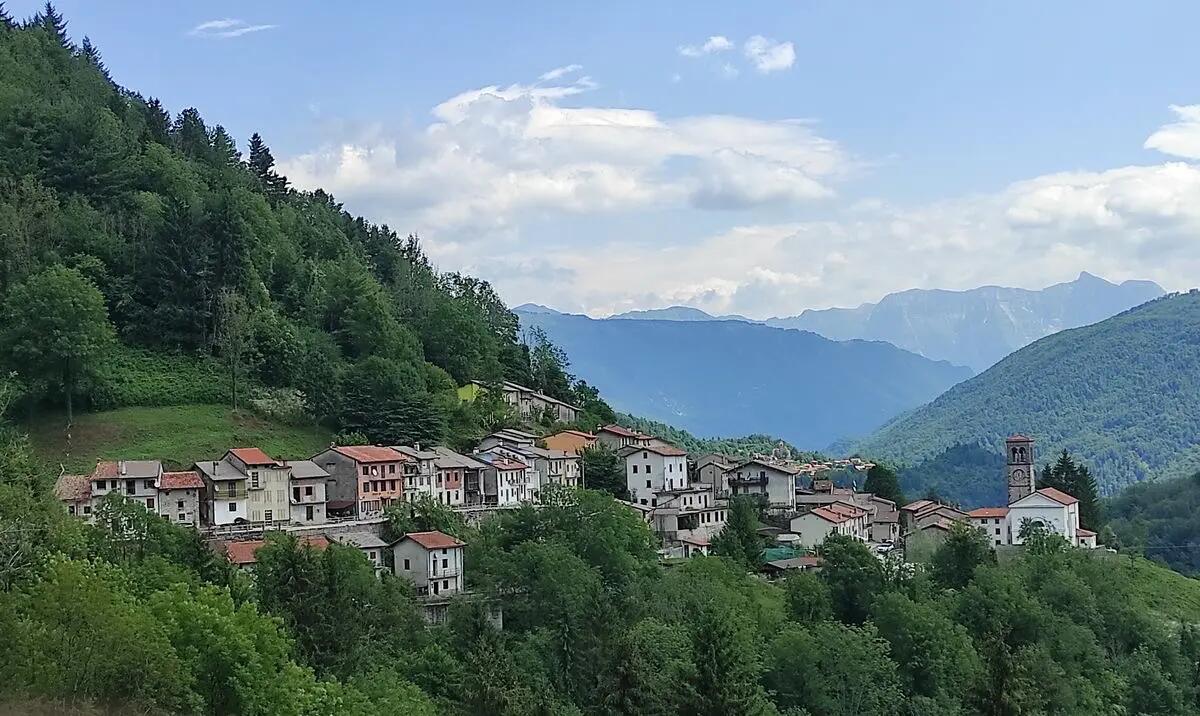 I giovani tornano a scoprire Prossenicco (UD) grazie al Tomadini - 