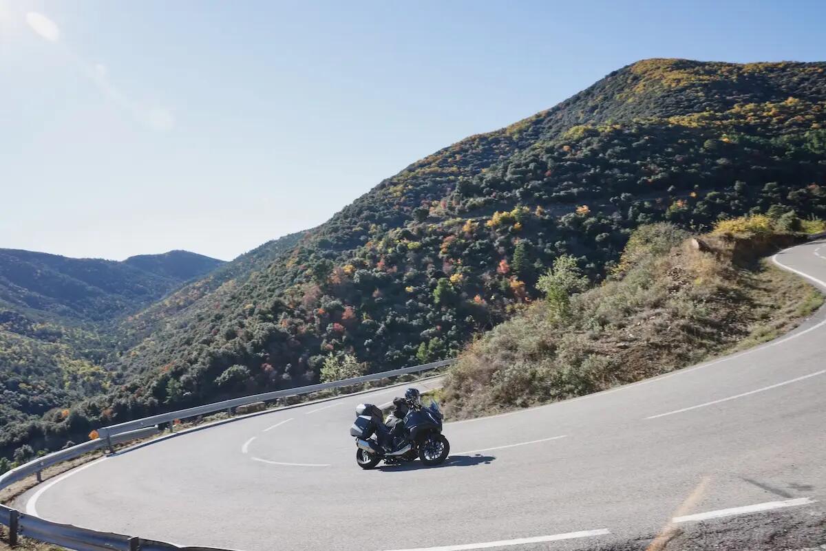 Come organizzare un viaggio in moto - 