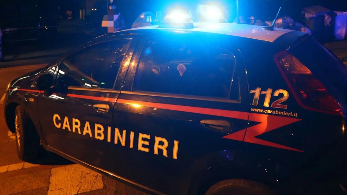Lignano, puntano un coltello a un 18enne e lo derubano: denunciati due giovani marocchini - 