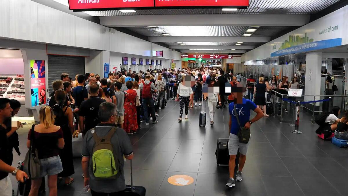 Sciopero aerei 15 luglio: cosa fare per salvare il viaggio - 