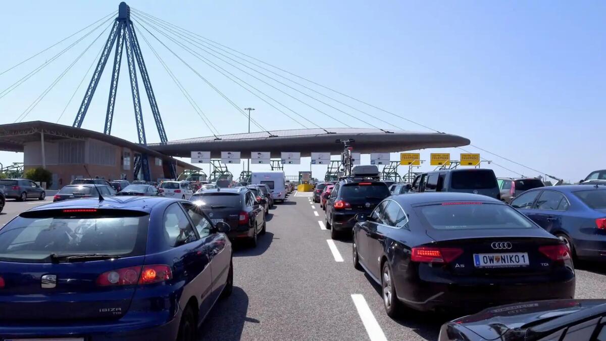 Chiusura urgente in A4 a Latisana: rifacimento di un giunto rovinato - 