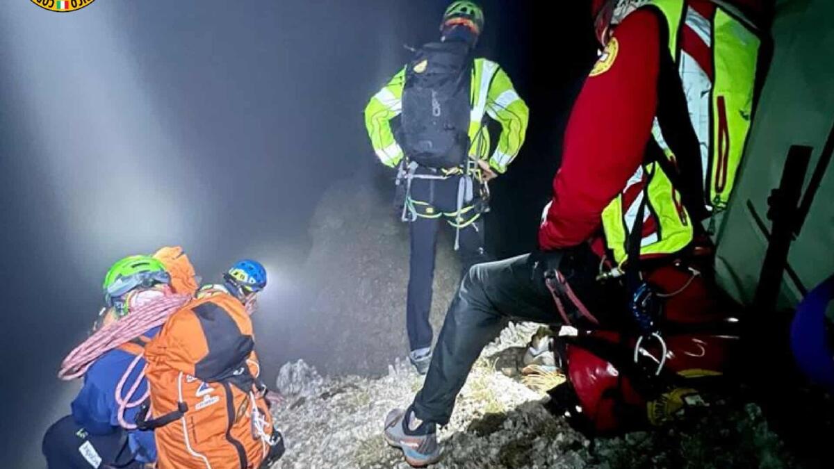 Colto dal buio perde il sentiero: soccorso escursionista 29enne - 