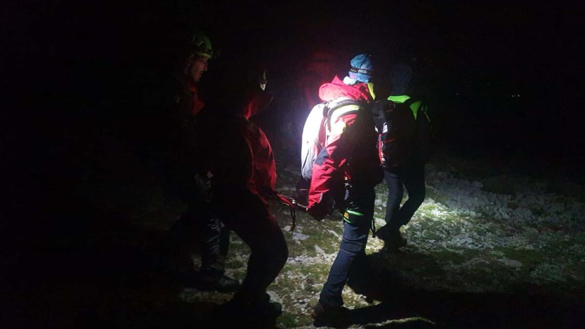 Si attardano sul sentiero e restano bloccati al buio: soccorsi 2 escursionisti vicentini - 