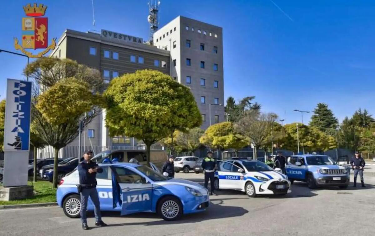 Controlli nei locali in centro a Pordenone: 5 clienti con precedenti e 2 irregolari - 
